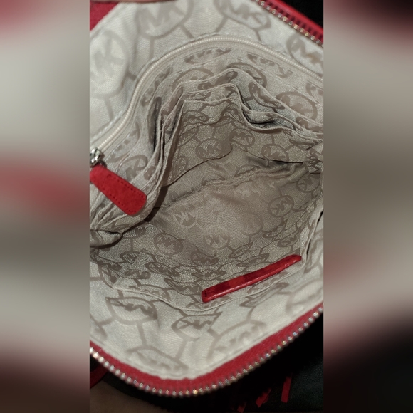 Authentic Michael kors Fringe crossbody - Picture 11 of 17